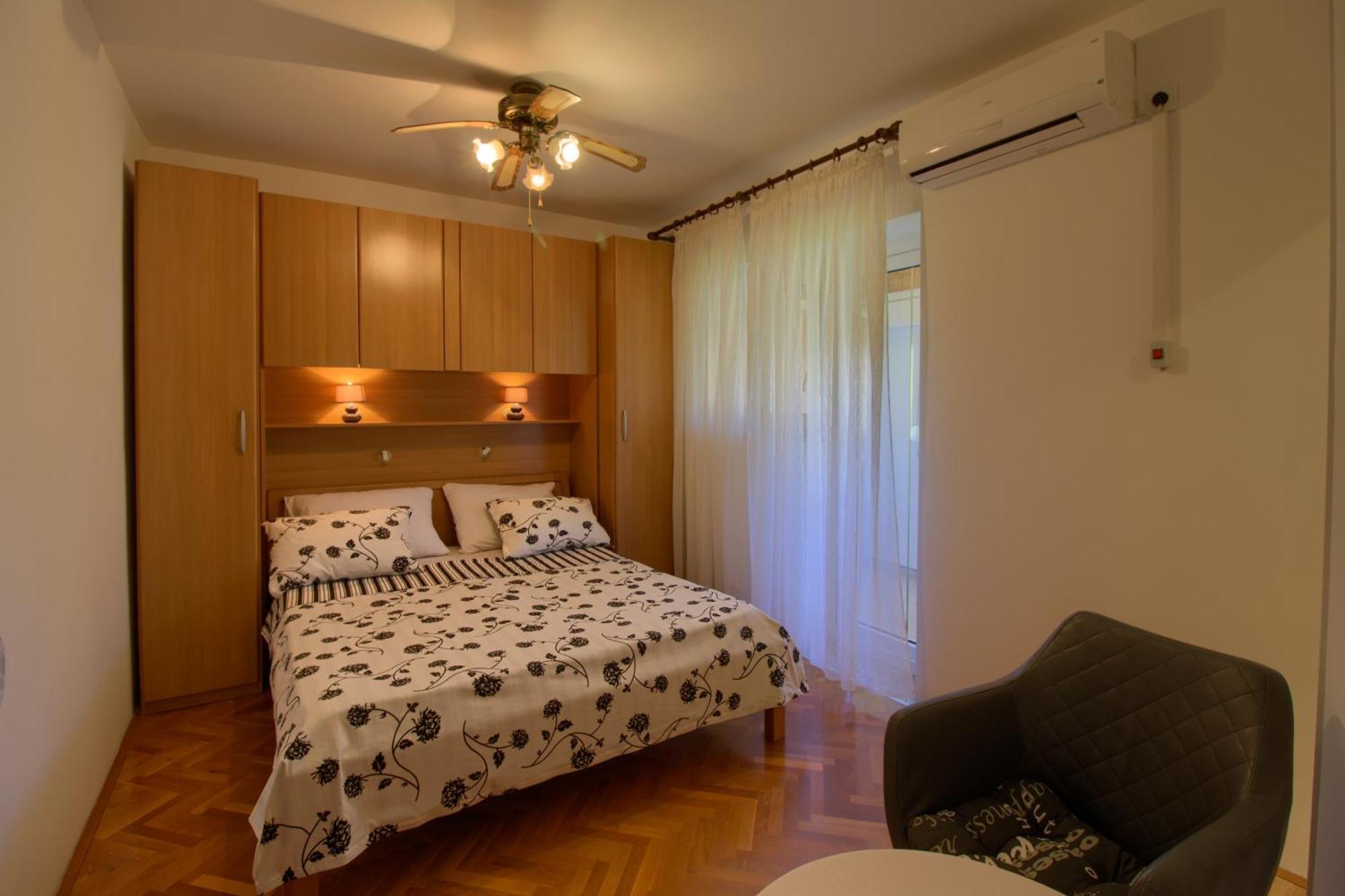 Apartments Sosic II โรวีน ภายนอก รูปภาพ
