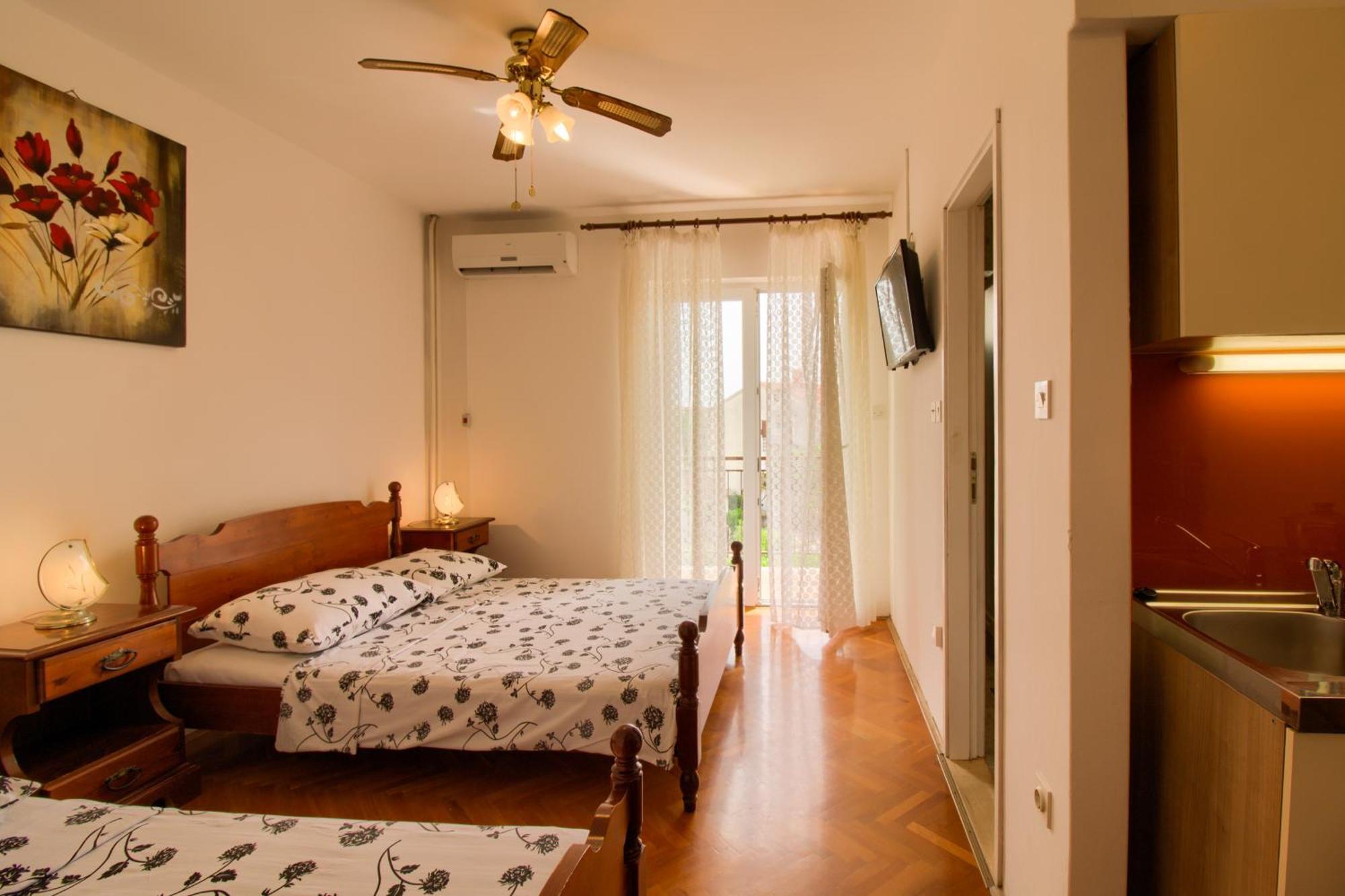 Apartments Sosic II โรวีน ภายนอก รูปภาพ